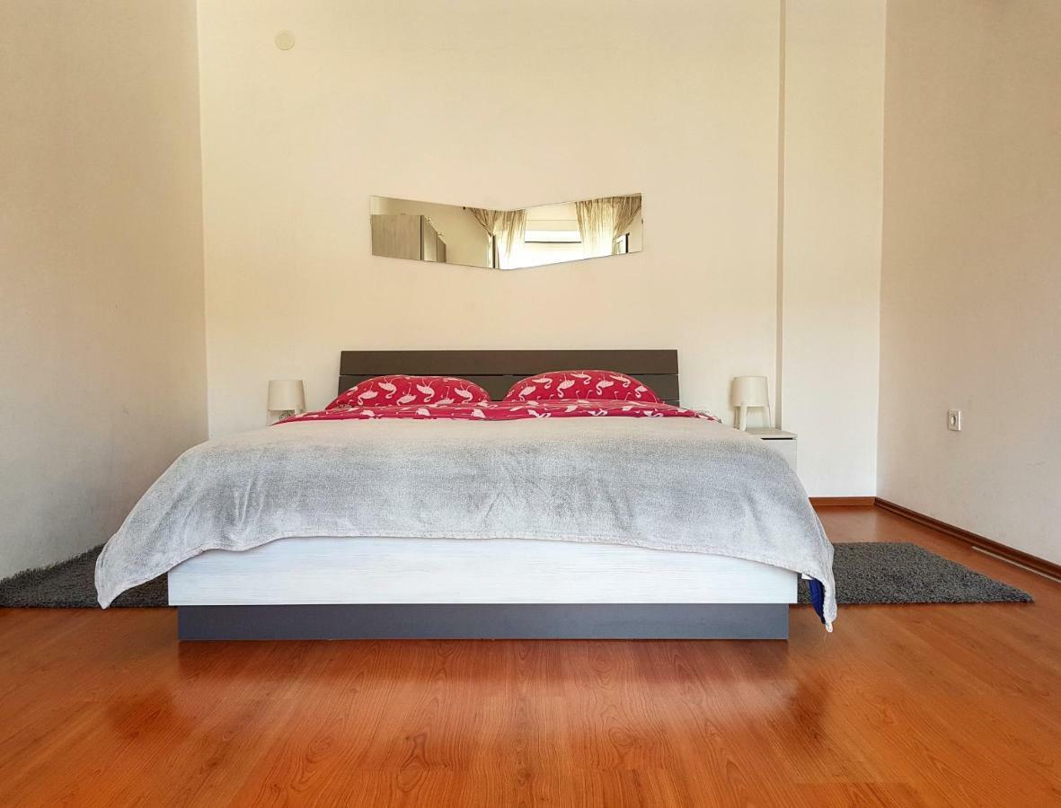 Villa Spanjol ราบ ภายนอก รูปภาพ